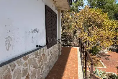 Villa in vendita, Via Regina Bianca di Navarra, Nicolosi