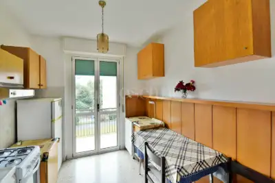 Casa in vendita, Via Giuseppe Grilloni, Como