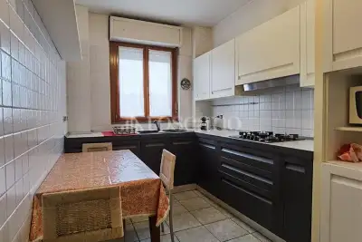 Casa in vendita, Via Angelo Inganni, Milano