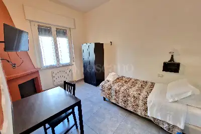 Casa in vendita, Via Mario Bertolone, Como