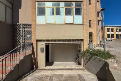 Negozio in vendita, Via Acquedotto, Olbia