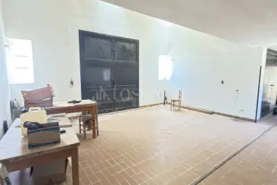 Laboratorio in vendita, Via la Petra Sarda, Olbia