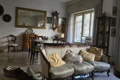 Casa in vendita, Via Meropia, Roma