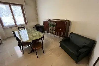 Casa in vendita, Via Montello, Corsico