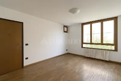 Casa in vendita, Via Correggio, Monza