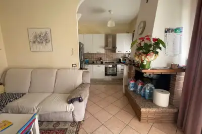 Casa in vendita, Via Francesco dal Poggio, Roma