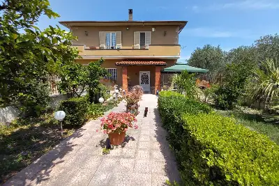 Villa Bifamiliare in vendita, Strada Statale 16, Cerignola