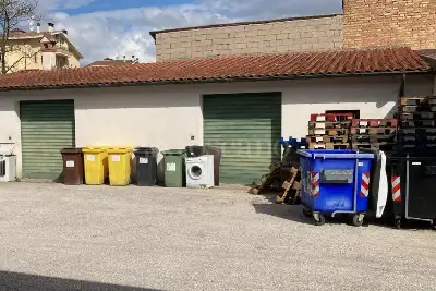 Magazzino in vendita, Via Ancona, Avezzano