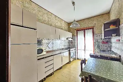 Casa in vendita, Via Colonia, Pomezia