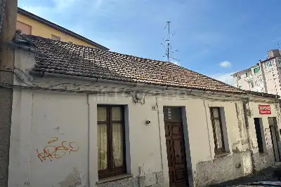 Casa Indipendente in vendita, Via Vincenzo Ambrosio, Catanzaro