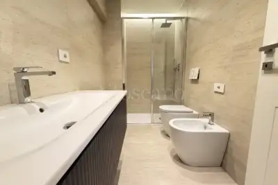 Casa in vendita, Via Giovanni da Procida 25, Milano
