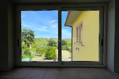 Casa Indipendente in vendita, Contrada Colle Porcino, Controguerra