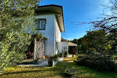 Villa Bifamiliare in vendita, Via Telesilla, Roma