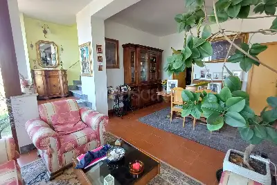 Villa in vendita, Viale Antonio Gramsci, Campagnano di Roma