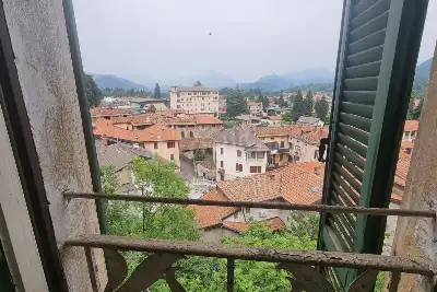 Casa Indipendente in vendita, Via Roma, Marchirolo