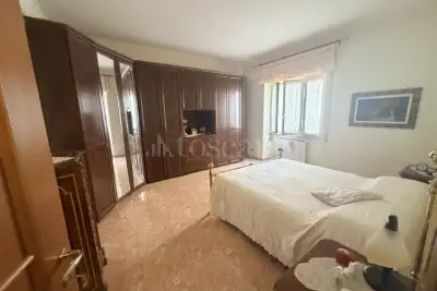 Casa in vendita, Via Virgilio, Pomezia