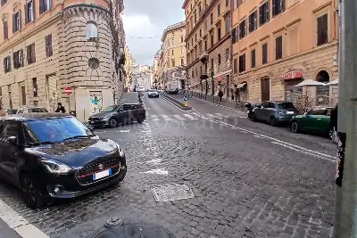 Negozio in vendita, via Panisperna, Roma