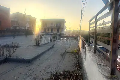 Magazzino in vendita, via moncalvo, Roma