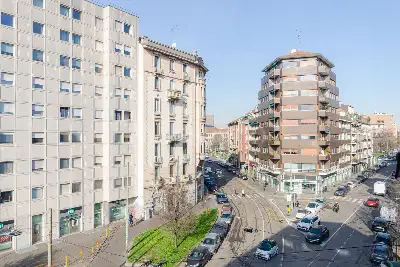 Casa in vendita, Via Carlo Farini, Milano
