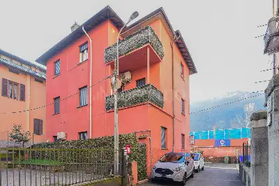 Casa in vendita, Via Mario Bertolone, Como