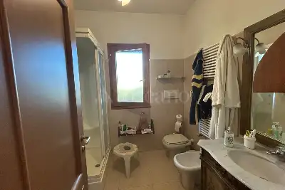 Villa in vendita, Via Lavarone, Roma