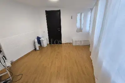 Negozio in vendita, Via Giangiorgio Trissino, Roma