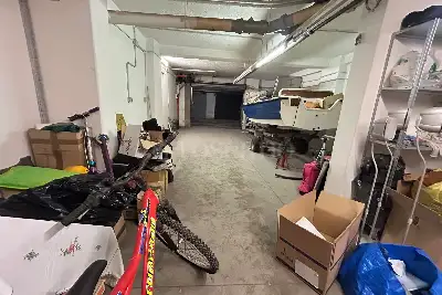 Box in vendita, via corrado del greco, Roma