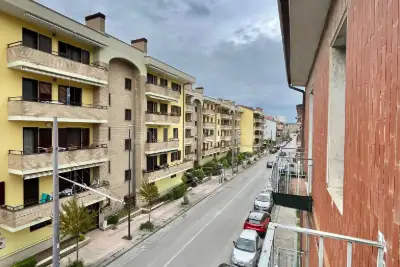 Palazzo in vendita, Via Francesco Tedesco, Avellino