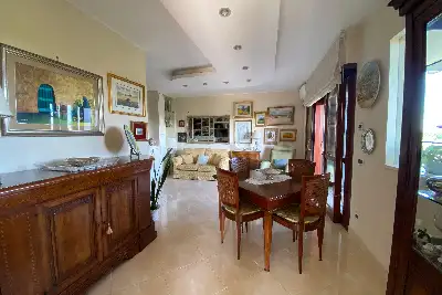 Casa in vendita, Via Nosate, Roma