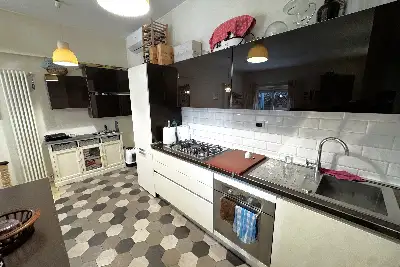 Casa in vendita, Via Leopoldo Ruspoli, Roma