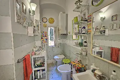 Casa in vendita, Via di San Giovanni in Laterano, Roma