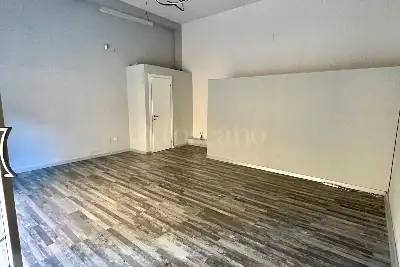 Negozio in affitto, Via Melfi, Atripalda, Atripalda