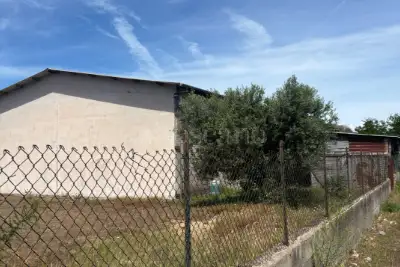 Capannone in vendita, Villaggio del Sisto, Terracina