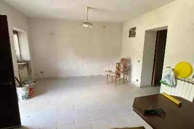 Casa Indipendente in vendita, Via Luigi Colombo, Lavena Ponte Tresa