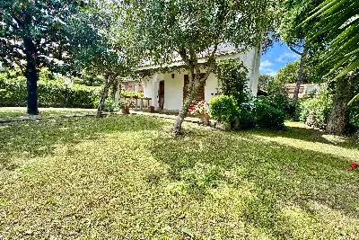 Villa in vendita, Viale delle Pratoline, Anzio