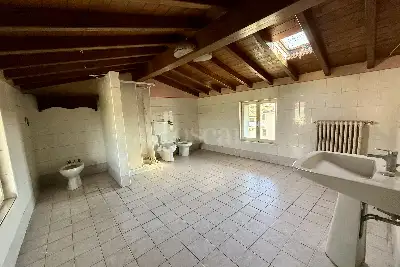 Casa Indipendente in vendita, Via Carbone, Ghedi