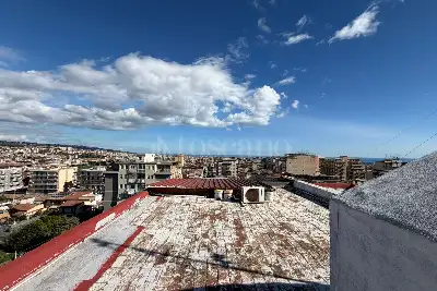 Casa in vendita, VIALE MARIO RAPISARDI, Catania