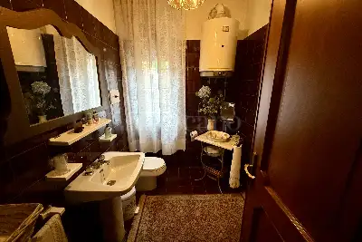 Villa in vendita, Via Canossi, Rezzato, Rezzato