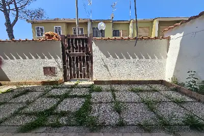 Villino a Schiera in vendita, Via Lago di Como, Pomezia