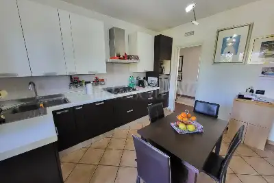 Villa in vendita, Via Torcegno, Roma