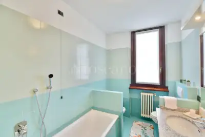 Casa in vendita, Via Martin Luther King, Cantù