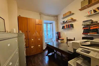 Casa in vendita, Via Santa Lucia, Napoli