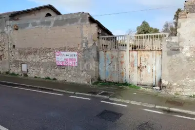 Capannone in vendita, Via Santa Gilla, Cagliari