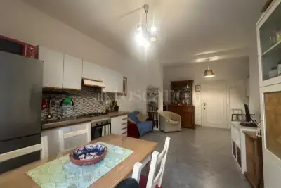 Casa in vendita, Via Raffaele de Cosa, Roma