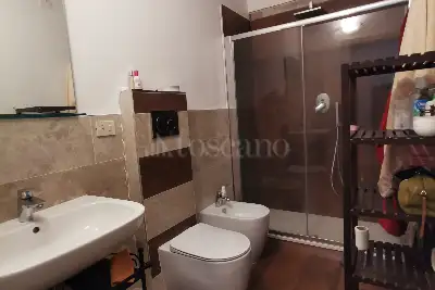 Casa in vendita, Via Stalloreggi, Siena