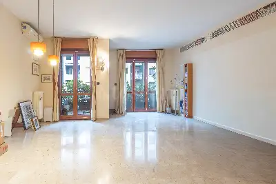 Casa in vendita, Via Emilio Morosini, Milano