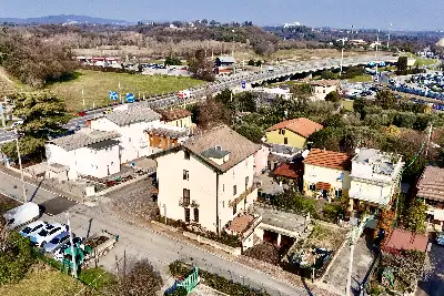 Casa Indipendente in vendita, Via Menasasso, Desenzano del Garda