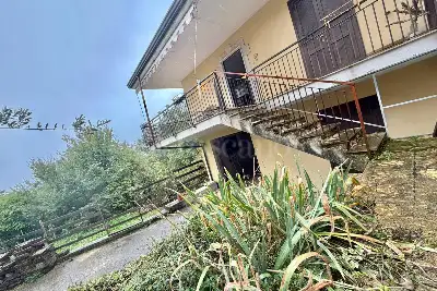 Casa Indipendente in vendita, via Ciccuzzi 3, Summonte, Grottolella