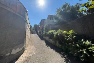 Box in vendita, Via Curia, Catania