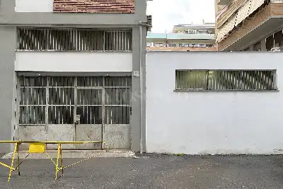 Laboratorio in vendita, Via Adolfo Apolloni, Roma